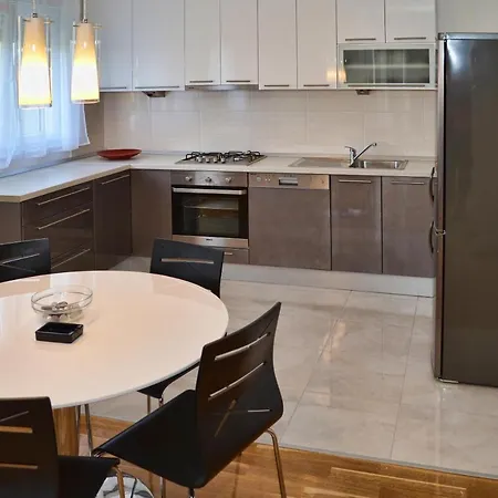 Davor Apartamento Podstrana