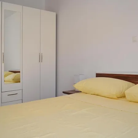 Davor